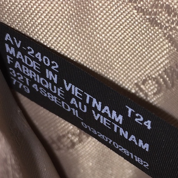 Michael Kors Empire Dandelion Leather Card Case - Picture 7 of 8